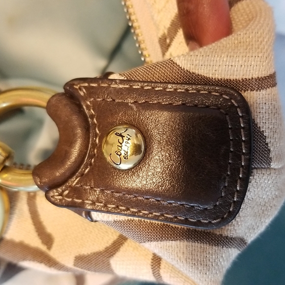 Very Stylish brown and tan Coach bag! - Picture 5 of 7